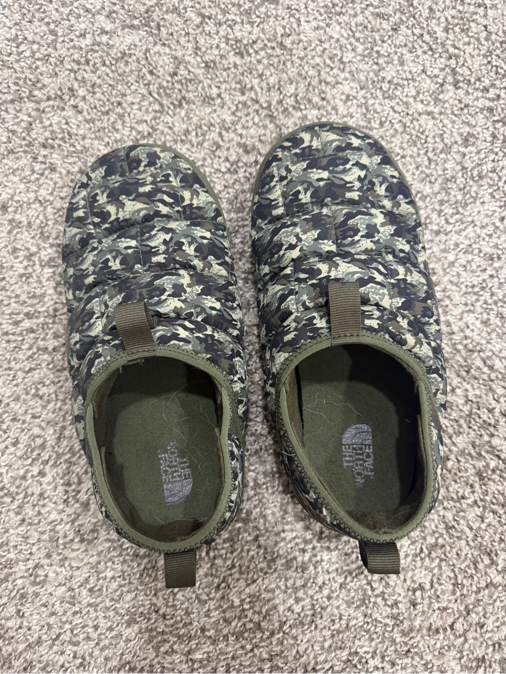 The North Face Kids Olive Green Camo Slip-On Slippers